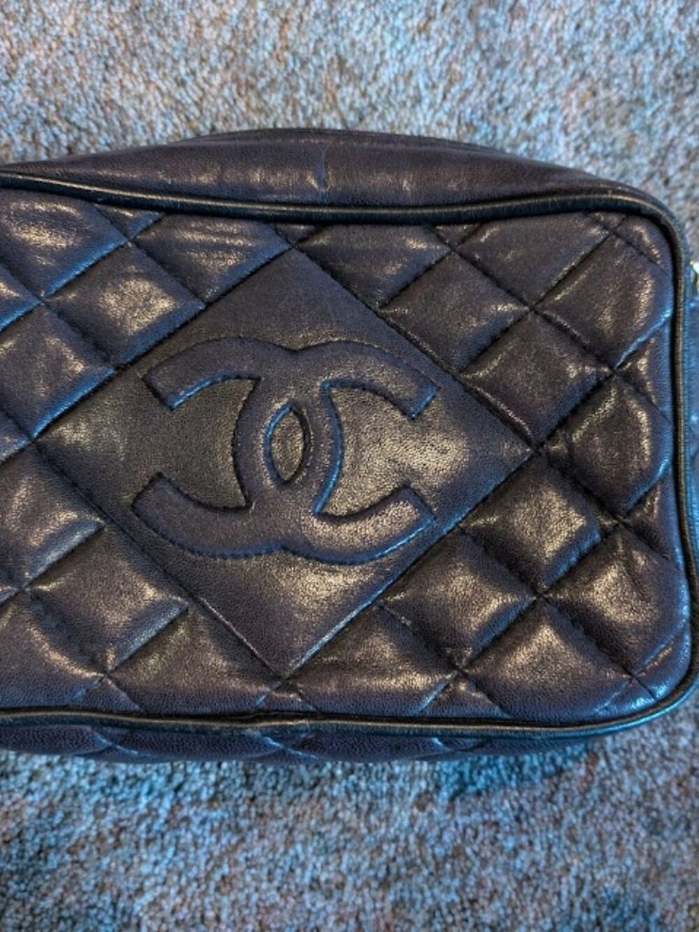 black leather shoulder bag